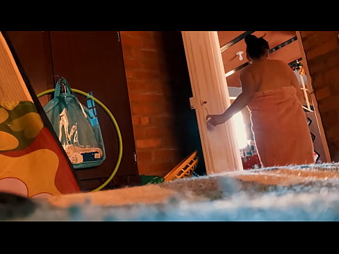 ❤️ Dayım mənim arxamca duşa girir, mən duş qəbul edərkən məni sikir. ❤ Porno fb bizdə ﹏