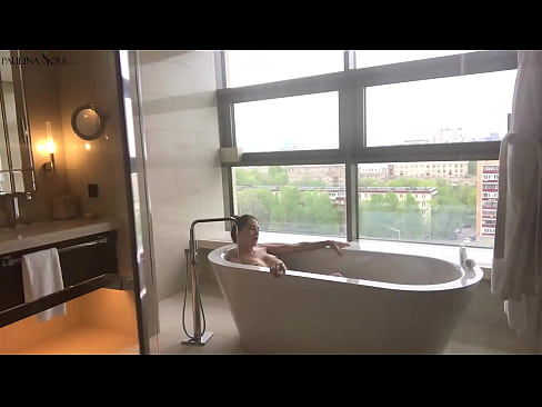 ❤️ Möhtəşəm babe Ehtirasla hamamda öz pişiyini çəkdi ❤ Porno fb bizdə ﹏